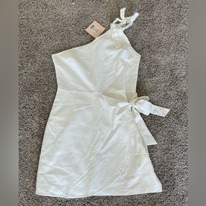 One Shoulder Showpo Dress